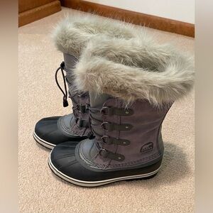 Sorel SnowBoots - Waterproof - Grey - Size: 5